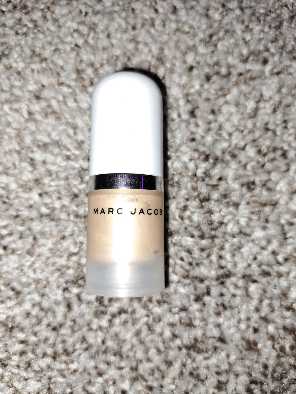 Marc Jacobs Cream Liquid Highlighter Dew Drops - Soft Beige, NEW
